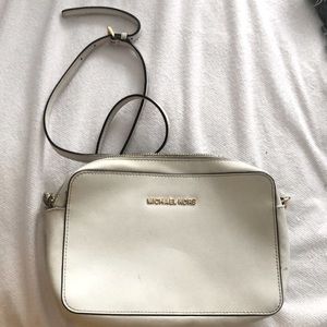 Michael Kors White Jet Set Crossbody with Gold Accents